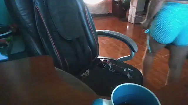 TRISH MILF online show from 12.27.24