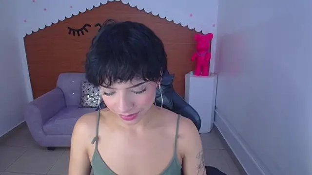 Snapshot of kathina_t chatting on 12.07.24 kathina t online show from 12.07.24