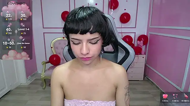 Snapshot of kathina_t chatting on 02.26.25 kathina t online show from 02.26.25