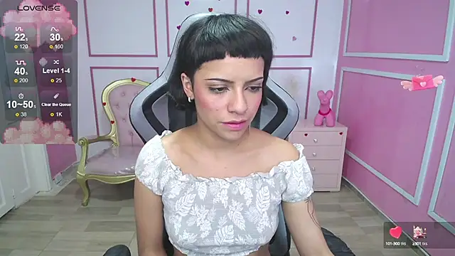 Snapshot of kathina_t chatting on 03.15.25 kathina t online show from 03.15.25