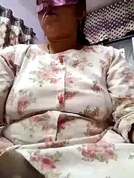 jiyahot1432 online show from 02.15.25