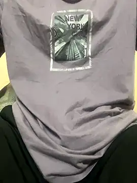 Snapshot of Shona5768 chatting on 10.10.25 Shona5768 online show from 10.10.25