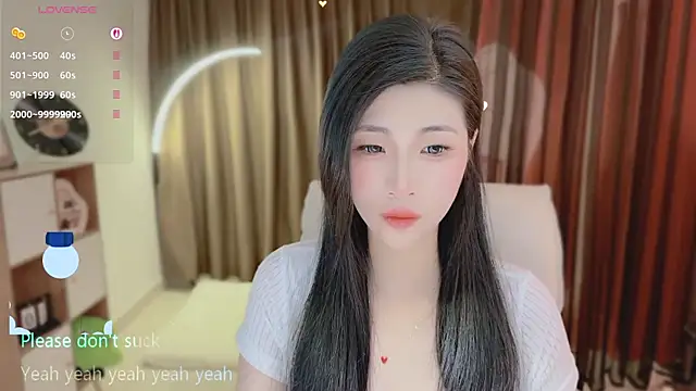 Snapshot of Vaidurya-Yolo chatting on 05.28.26 Vaidurya-Yolo online show from 05.28.26