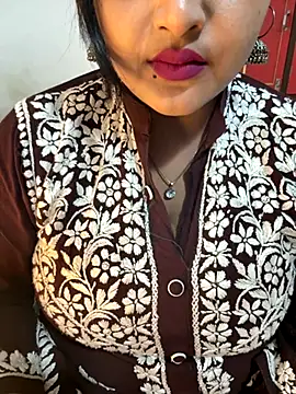 Ayesha mahi online show from 11.22.25