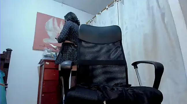 misstresbigcockts online show from 03.11.25