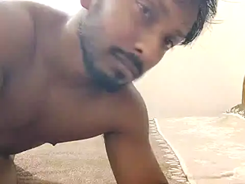 Snapshot of HunkyAriyan chatting on 07.22.26 HunkyAriyan online show from 07.22.26