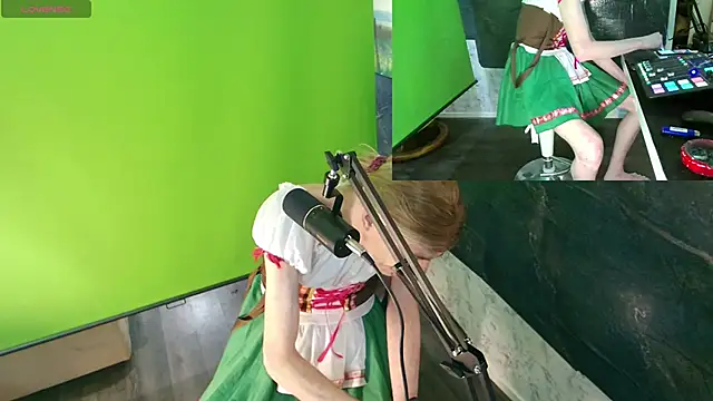 Doggyray44 online show from 12.19.24