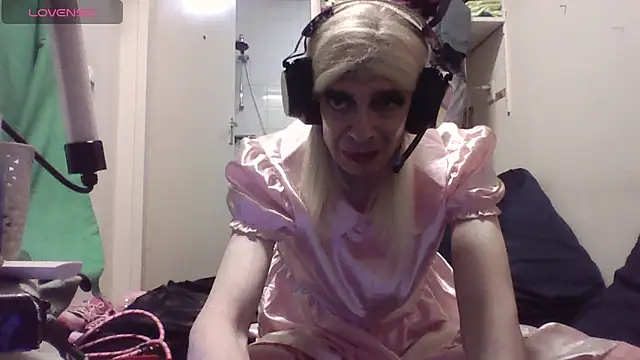 Snapshot of Doggyray44 chatting on 02.01.26 Doggyray44 online show from 02.01.26