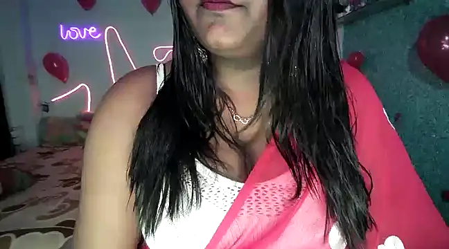 Snapshot of expression_queen chatting on 02.17.25 expression queen online show from 02.17.25