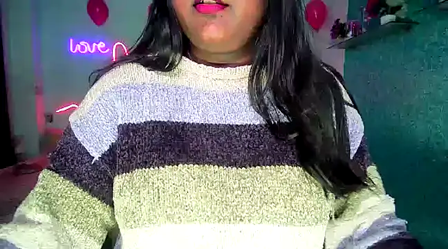 Snapshot of expression_queen chatting on 02.23.25 expression queen online show from 02.23.25