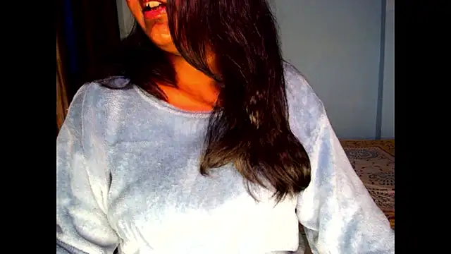 Snapshot of expression_queen chatting on 12.17.25 expression queen online show from 12.17.25