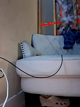 Snapshot of KeptupHack chatting on 11.04.25 KeptupHack online show from 11.04.25