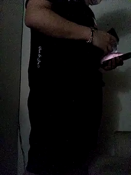 Snapshot of KeptupHack chatting on 11.18.25 KeptupHack online show from 11.18.25