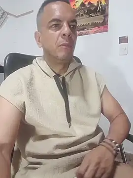 latinmartin73 online show from 11.20.25