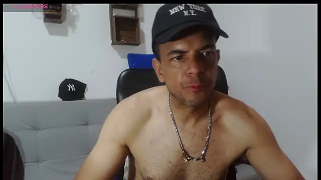 latinmartin73 online show from 04.12.26