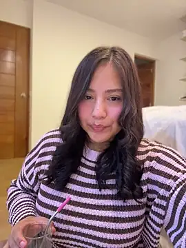 Snapshot of kittyfresita chatting on 06.28.26 kittyfresita online show from 06.28.26