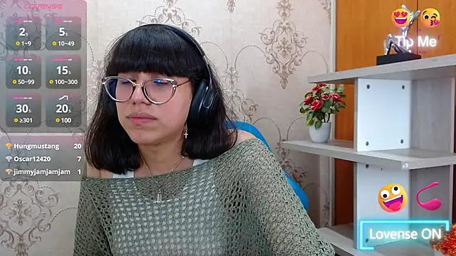 Nataly Cloud online show from 12.17.24