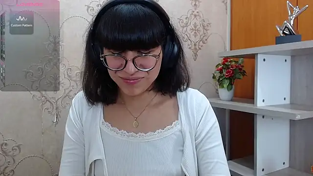 Nataly Cloud online show from 12.18.24