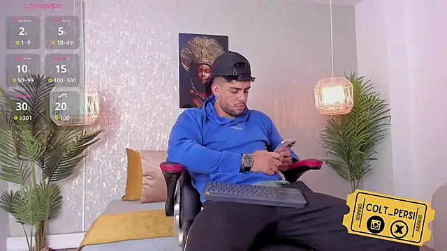 Colt Perci online show from 02.04.25