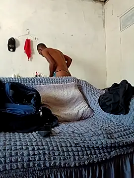 hotyoung24 online show from 10.15.25