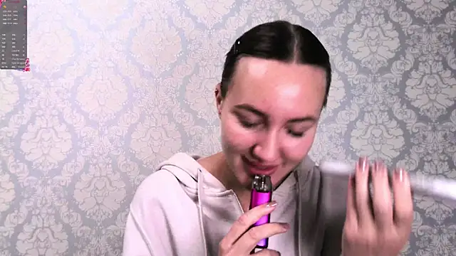 Stasia Queen online show from 10.21.25