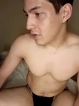 Snapshot of kinkyboyleo chatting on 09.25.25 kinkyboyleo online show from 09.25.25