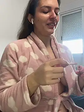 tatianaAlvarez1 online show from 03.10.25