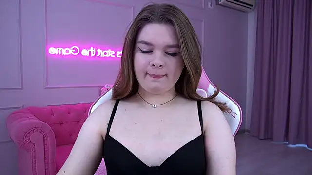 CrystalLyons online show from 03.09.25