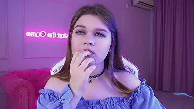 CrystalLyons online show from 03.15.25