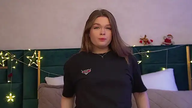 CrystalLyons online show from 12.18.25