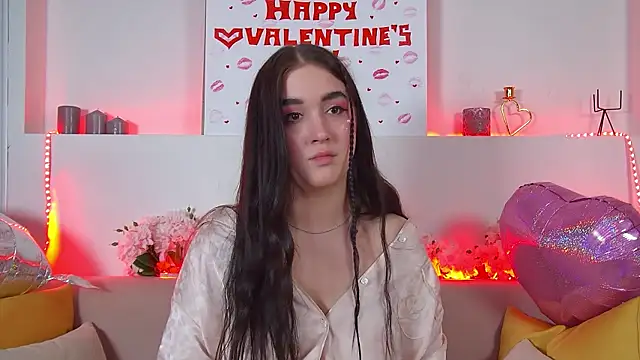 Snapshot of ChristinaMilton chatting on 02.15.25 ChristinaMilton online show from 02.15.25