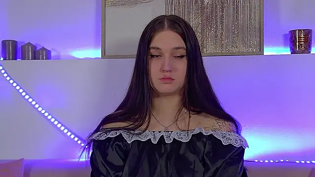 Snapshot of ChristinaMilton chatting on 02.25.25 ChristinaMilton online show from 02.25.25