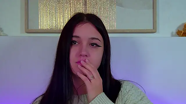 Snapshot of ChristinaMilton chatting on 10.05.25 ChristinaMilton online show from 10.05.25