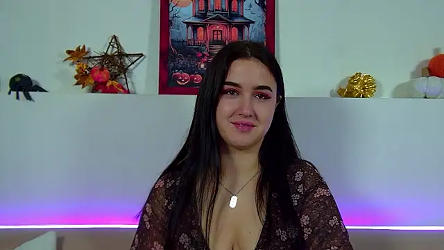 Snapshot of ChristinaMilton chatting on 10.27.25 ChristinaMilton online show from 10.27.25