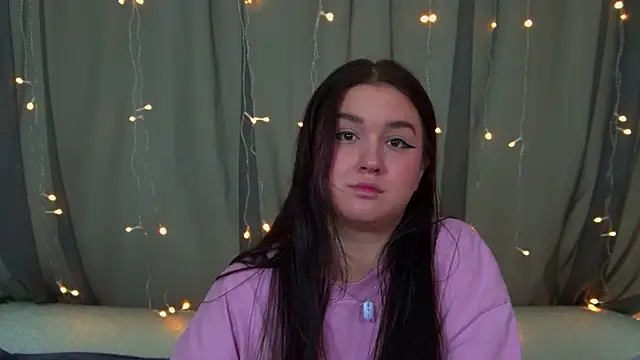 ChristinaMilton online show from 11.29.25