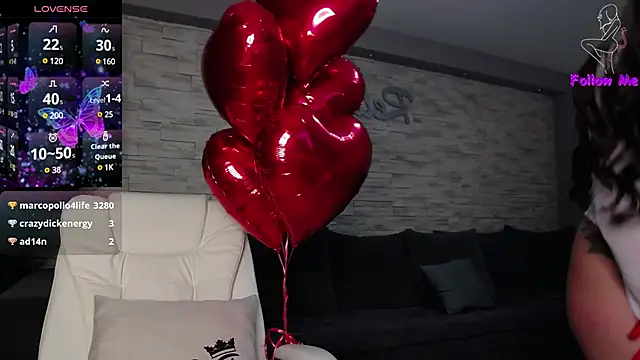 VictoriaMazze online show from 02.13.25