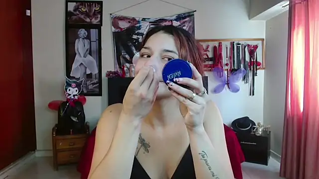 Snapshot of Marilynselxoveanalhard chatting on 05.08.26 Marilynselxoveanalhard online show from 05.08.26