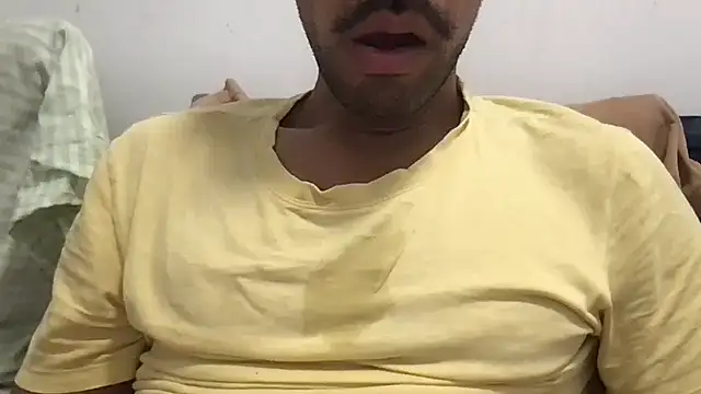 Snapshot of Lucascacaca chatting on 04.28.26 Lucascacaca online show from 04.28.26