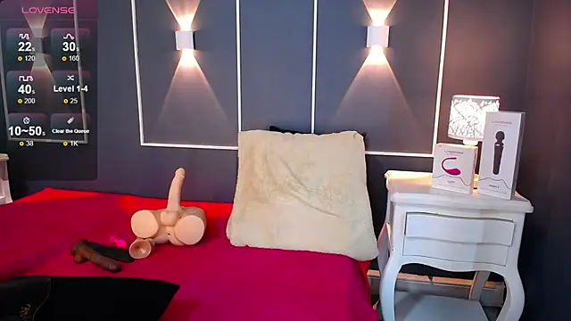 Emmawattsom online show from 01.23.25