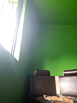 Snapshot of amarijones chatting on 10.28.25 amarijones online show from 10.28.25