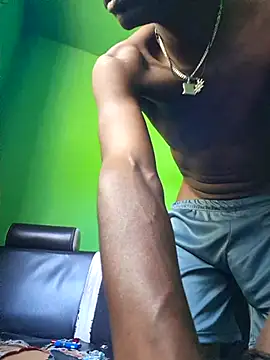 Snapshot of amarijones chatting on 11.22.25 amarijones online show from 11.22.25