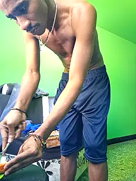 Snapshot of amarijones chatting on 11.29.25 amarijones online show from 11.29.25