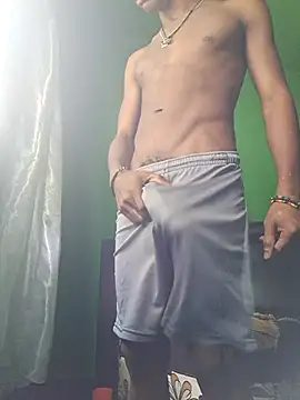 Snapshot of amarijones chatting on 11.30.25 amarijones online show from 11.30.25