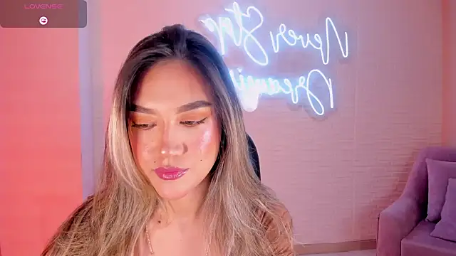 RebeccaHudson online show from 03.22.25