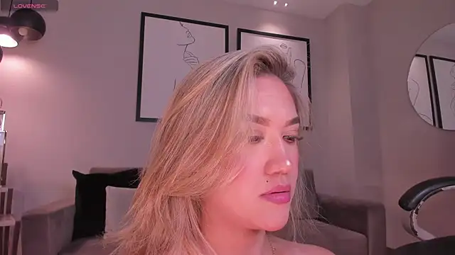 RebeccaHudson online show from 01.15.26