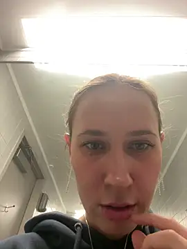 M1ssyk1ssy online show from 01.02.25