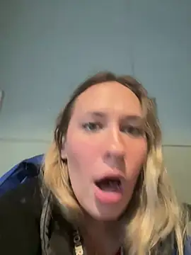 M1ssyk1ssy online show from 01.03.25