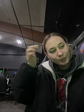 M1ssyk1ssy online show from 01.30.25