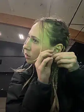 M1ssyk1ssy online show from 03.08.26