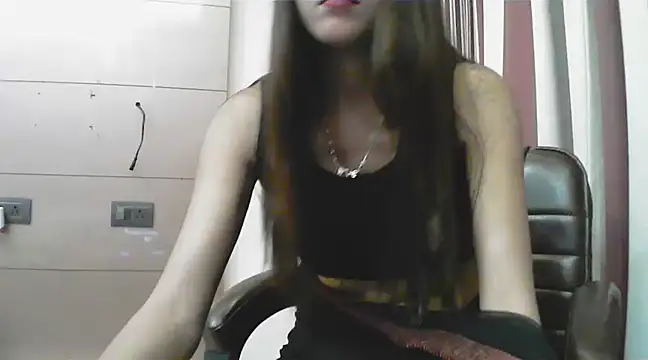 Snapshot of collage_hoty chatting on 03.13.25 collage hoty online show from 03.13.25